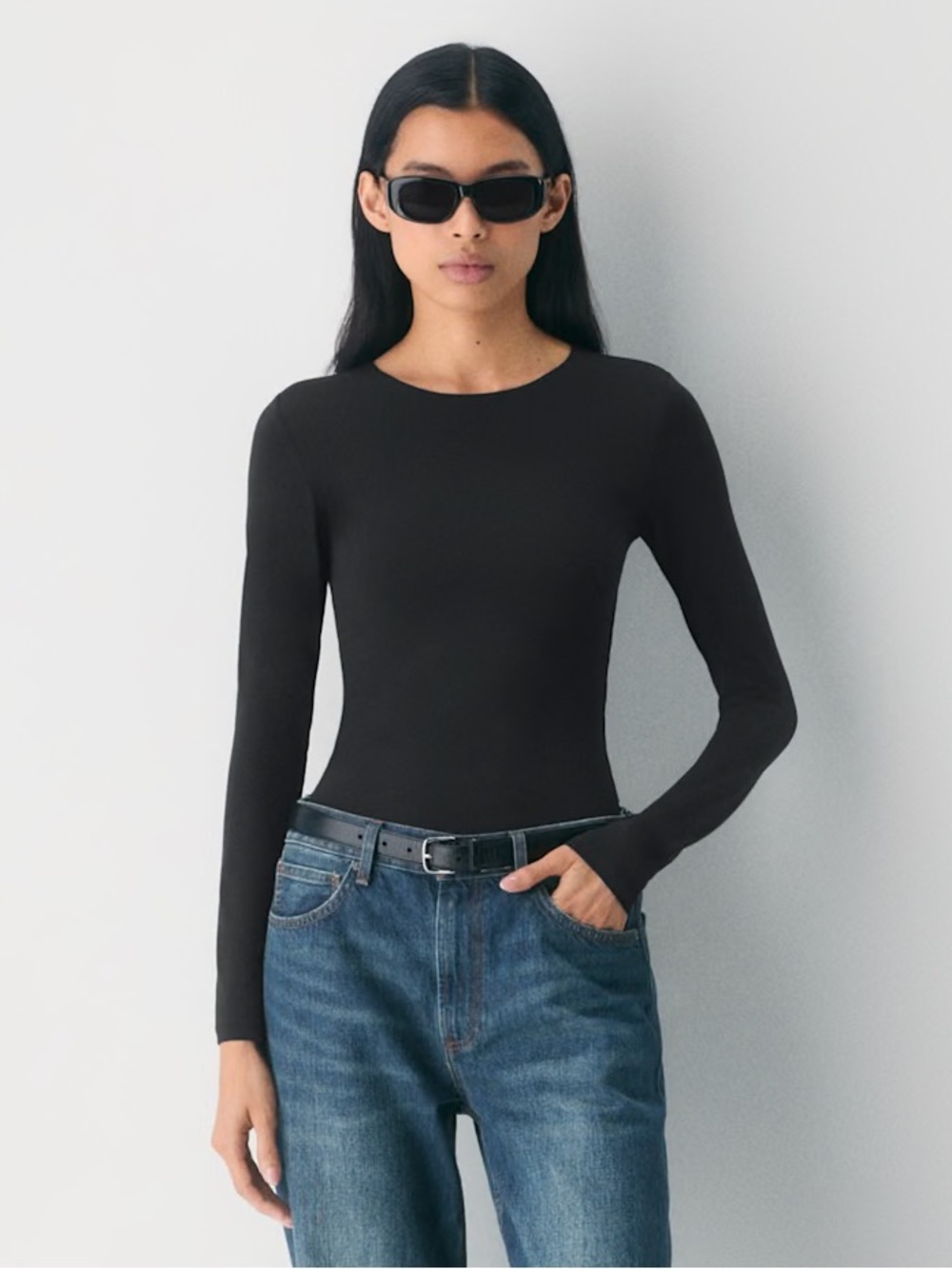 🔥NWOT ARITZIA Original Contour Splendid Crew Longsleeve